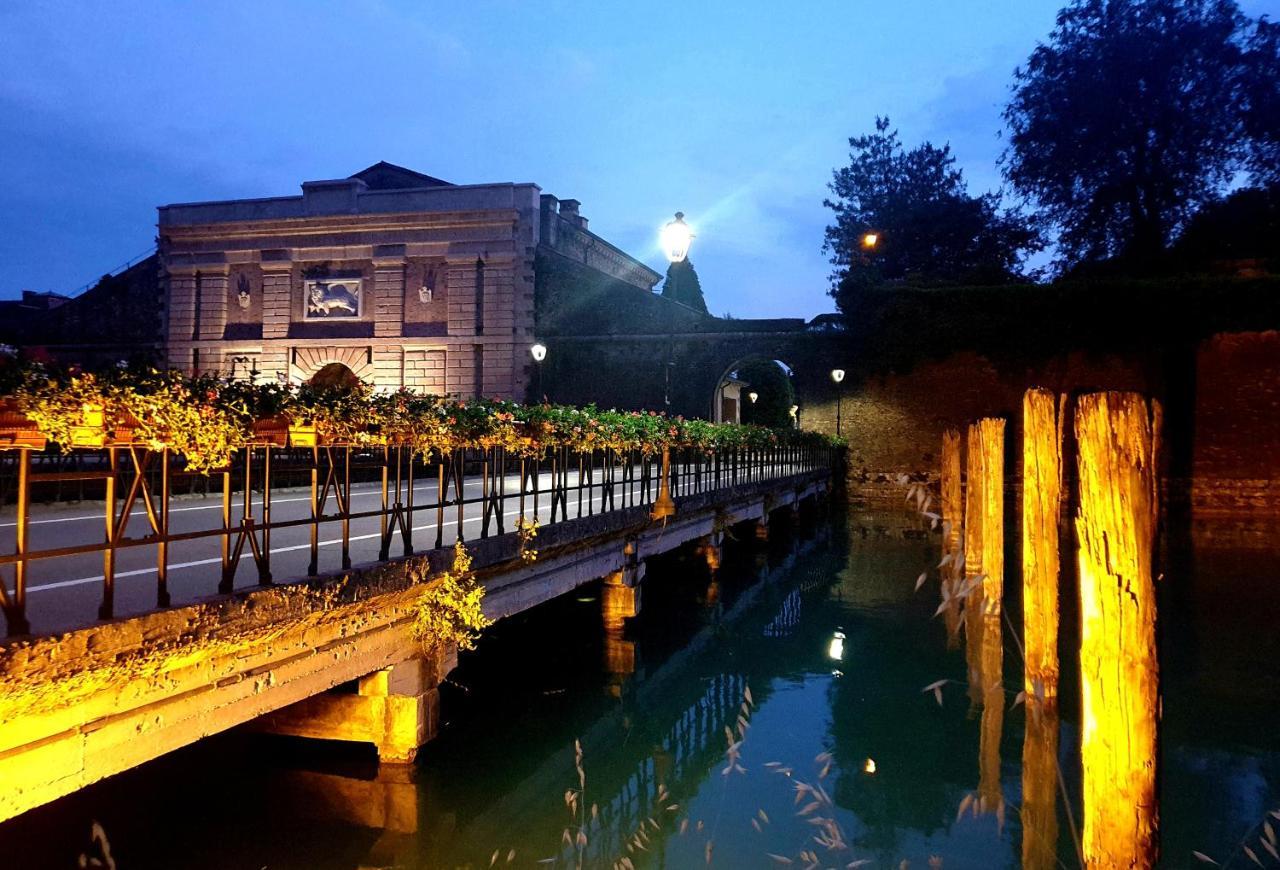 Casa Vacanza & Suite Joy Peschiera del Garda Luaran gambar