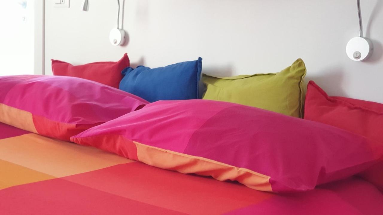 Casa Vacanza & Suite Joy Peschiera del Garda Luaran gambar